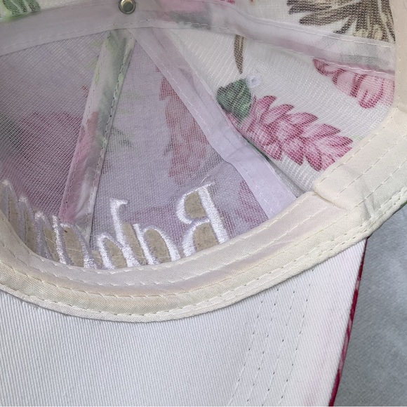Adorable Hibiscus Bahamas Baseball Style Cap.  NWOT - Picture 3 of 6